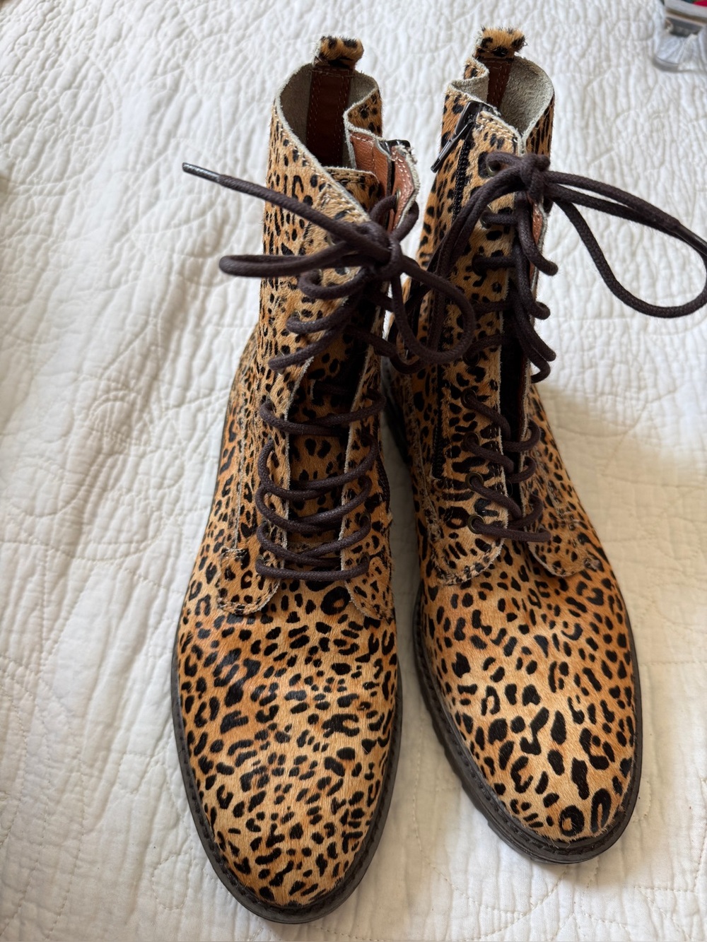 Lucky Brand Leopard Print Lace-Up Ankle Boots Brown/Black size 9 good condition